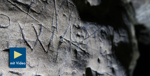 Apotropäische Ritzzeichnungen in den Creswell-Crags-Höhlen in Mittelengland. Copyright: Creswell Heritage Trust