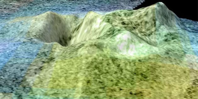 Aus den 3D-Daten der Sonde Cassini zeichnet sich deutlich eine vulkanartige Bergform ab. Copyright: NASA/JPL-Caltech/USGS/University of Arizona