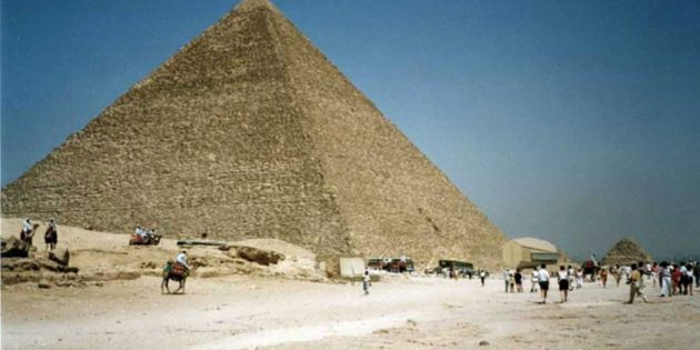 Blick auf die Große Pyramide von Gizeh. Copyright: A. Müller, für grenzwissenschaft-aktuell.de