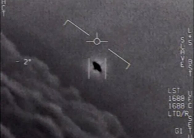 Symbolbild: Standbild des vom Pentagon als authentische Aufnahmen eines unidentifizierten Phänomens im Luftraum (UAP) bestätigten Videos eines Piloten der US-Navy. Copyright: US Gov.