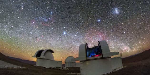 Die Teleskope des „SPECULOOS Southern Observatory“ in der chilenischen Atacama-Wüste. Copyright: ESO/P. Holárek