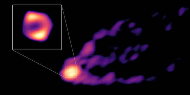 Blick auf den Jet und den Schatten des Schwarzen Lochs von M87. Copyright: R.-S. Lu (SHAO), E. Ros (MPIfR), S. Dagnello (NRAO/AUI/NSF)