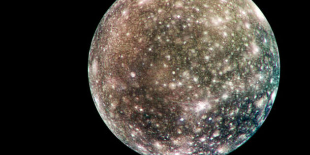 Blick auf den Jupitermond Kallisto. Copyright: NASA/JPL/DLR
