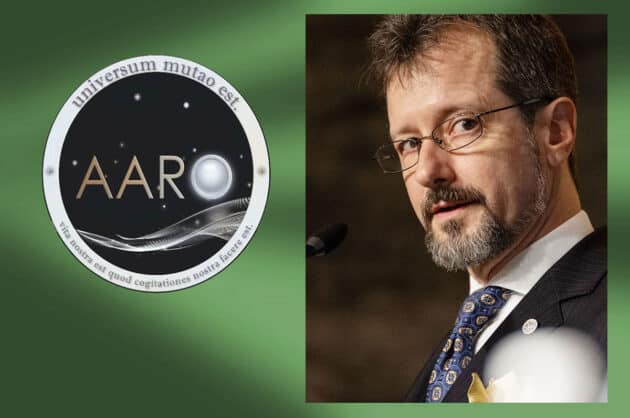 Der Direktor der US-UFO/UAP-Untersuchungsbehörde AAROCopyright/Quelle: NASA (Kirkpatrick), AARO (Logo)
