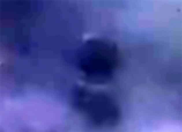 Kontrastverstärkte Detailvergrößerung aus dem neuen US-Militärvideo. Quelle: Corbell & Knapp, Weaponized Podcast